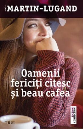 Oamenii fericiţi citesc şi beau cafea - 